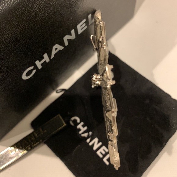 CHANEL🤍 Very Rare 05A Huge Shooting Star Emerald Gem Stone Onyx Brooch Pin Belt - Picture 6 of 7